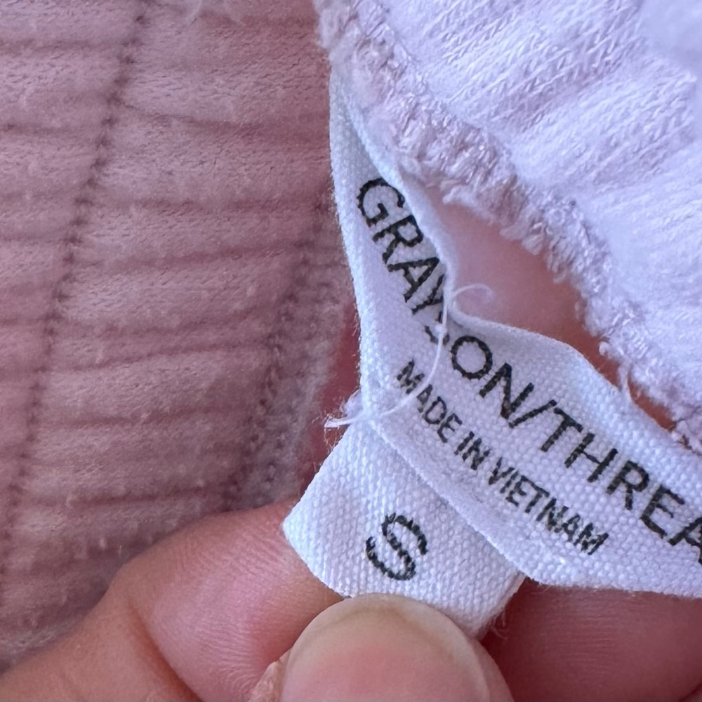 Used Juniors Pink Cargo Pants that say “Love Yourself First” - Picture 4 of 4